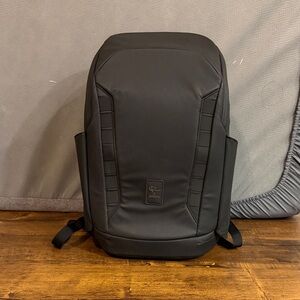 MCKINNON CAMERA PACK 35L Leica Sony Canon Nikon travel DJI drone Nomatic